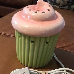 Scentsy Warmer - Cupcake